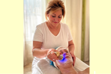 kozmetika kék fény mély-masszázs